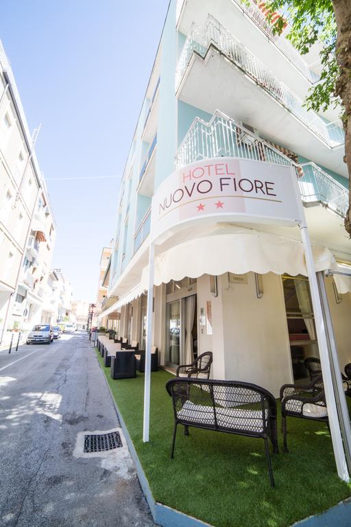 Hotel Nuovo Fiore Cattolica Kültér fotó