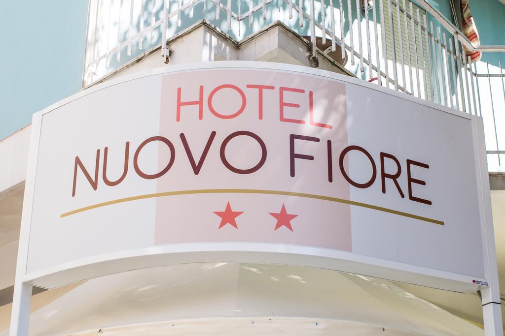 Hotel Nuovo Fiore Cattolica Kültér fotó